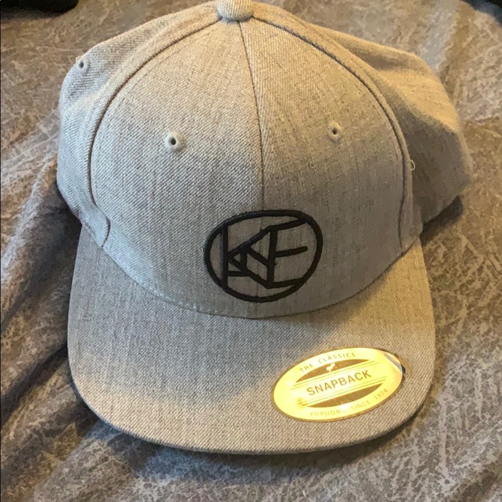 Kane Brown hat